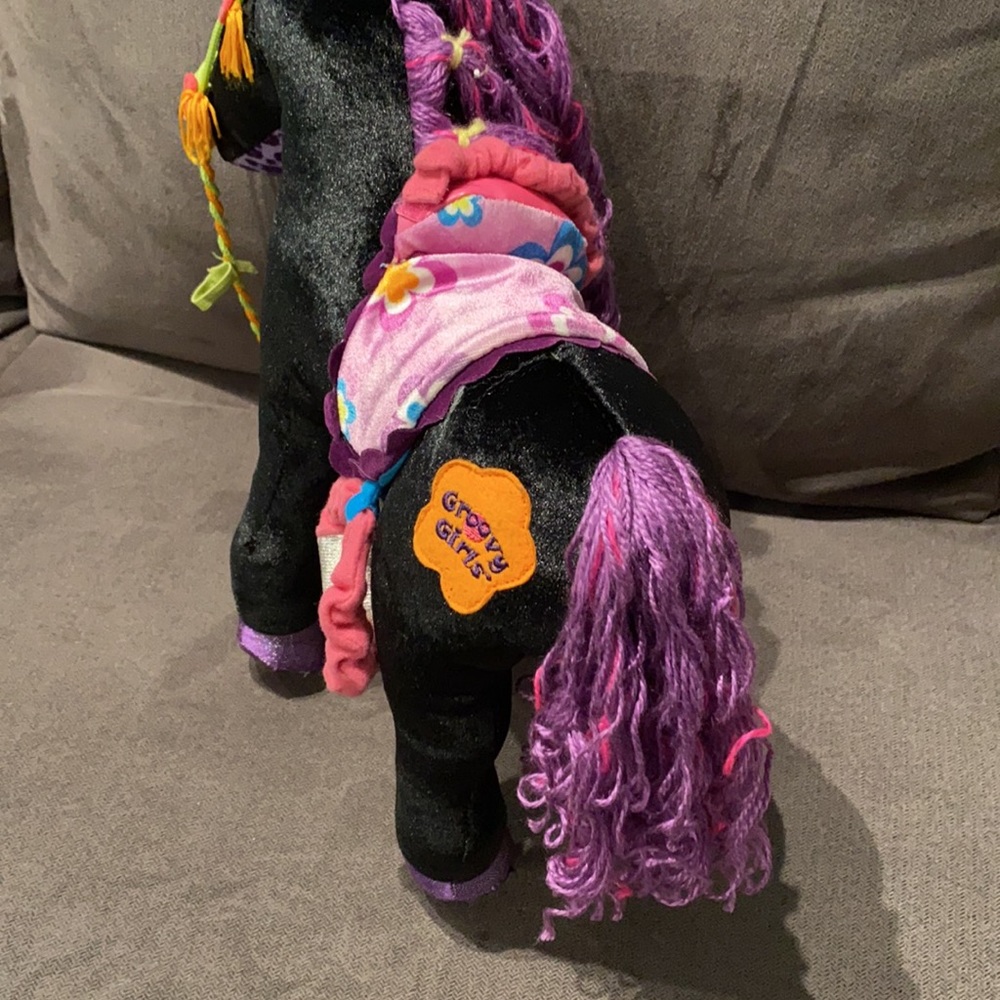 Manhattan Toy Groovy Girls Midnight Star Poseable Horse - Picture 4 of 4